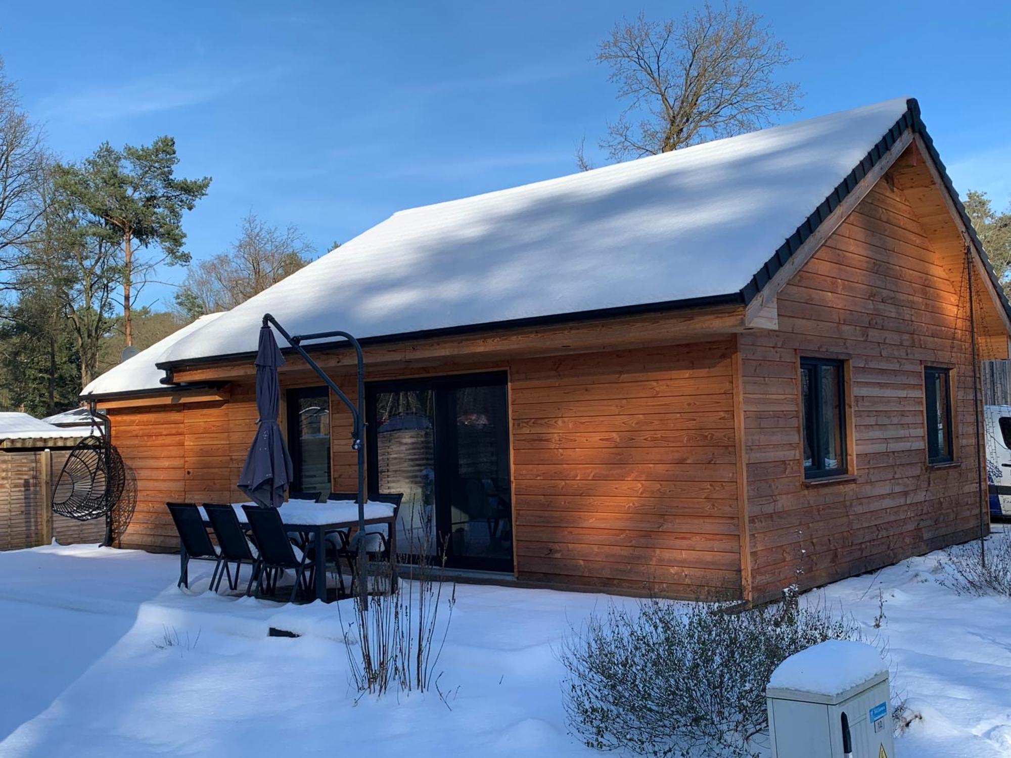 Chalet Liquidambar Zutendaal Exteriör bild